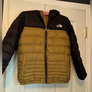 Boys The North Face puffer jacket.